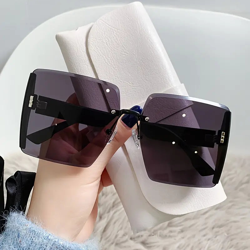 Noir Square Sunglasses
