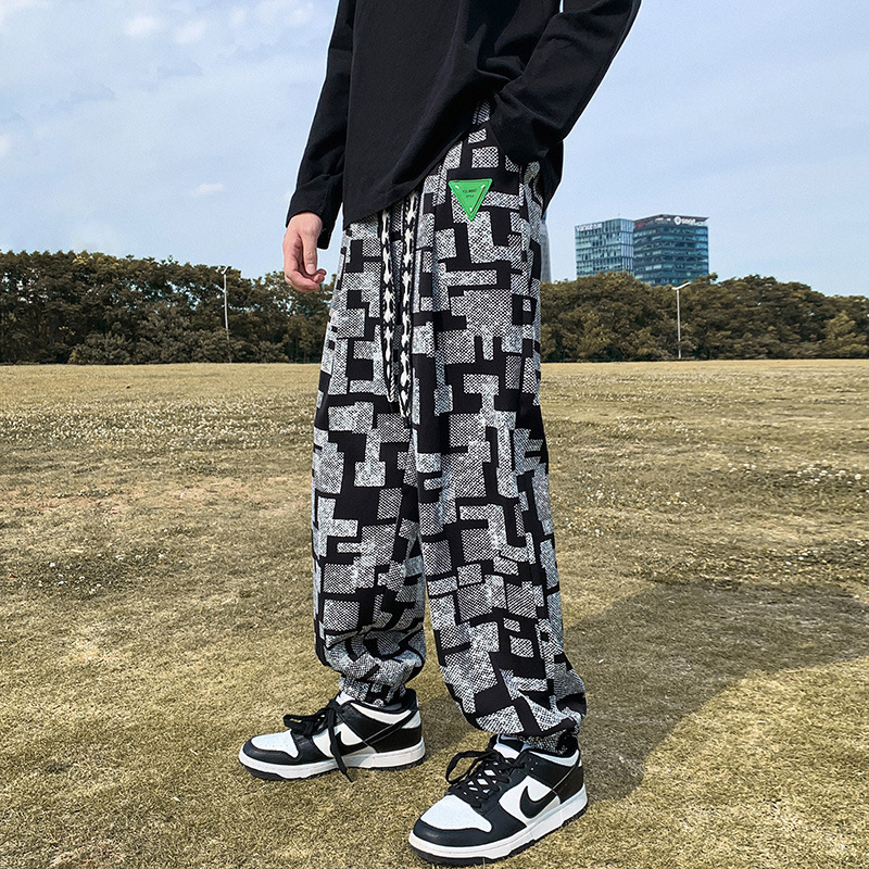 Pixel Maze Joggers