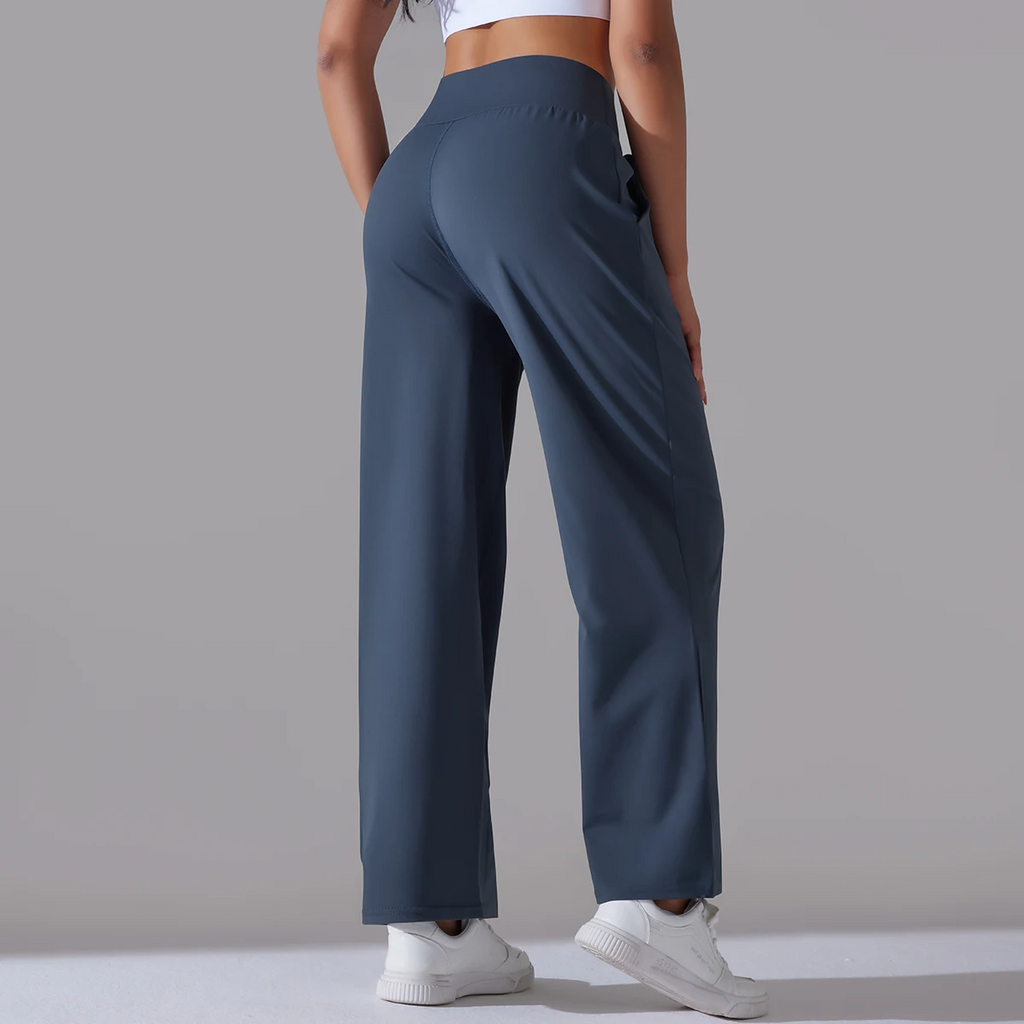 PureMotion Relaxed Pants
