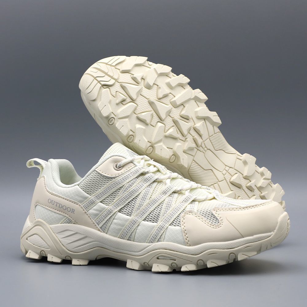 Gravik Outdoor Sneakers